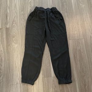 Talulah jogger dark grey with pockets size large never worn